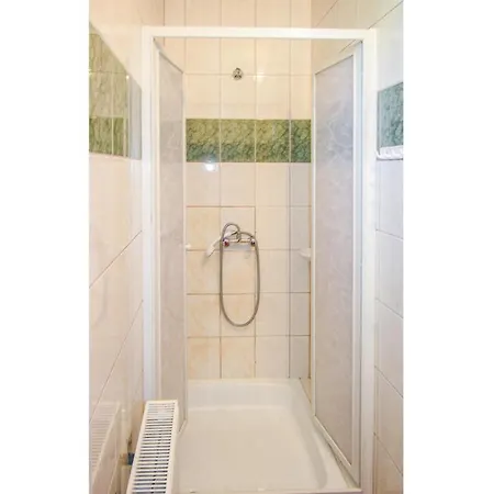 公寓 Two-bedroom In Balatongyörök